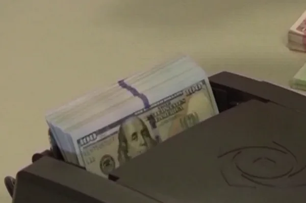 CCTV&rsquo;nin haberine g&ouml;re, Pazartesi g&uuml;n&uuml; ge&ccedil; saatlerde ABD doları değer