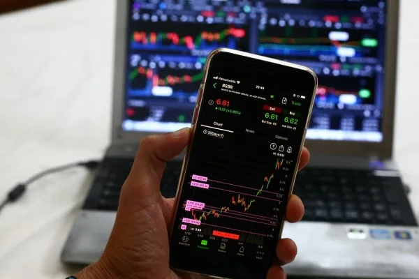 Dow Jones End&uuml;striyel Ortalamasına bağlı vadeli işlemler 45 puan veya