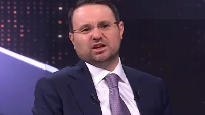 Adalet Bakanı &nbsp;G&uuml;rlek, MHP Genel Başkanı&nbsp;Bah&ccedil;eli&rsquo;yi T&uuml;rkiye B&uuml;y&uuml;k Millet Meclisi&rsquo;ndeki