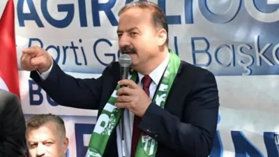 Anahtar Partisi Genel Başkanı Ağıralioğlu,&nbsp;Anahtar Parti'nin &nbsp;Bursa İl Başkanlığı&nbsp;tarafından d&uuml;zenlenen