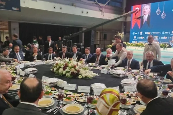 AK Parti Bursa İl Başkanlığı tarafından, Ramazan ayının &uuml;&ccedil;&uuml;nc&uuml; g&uuml;n&uuml;nde