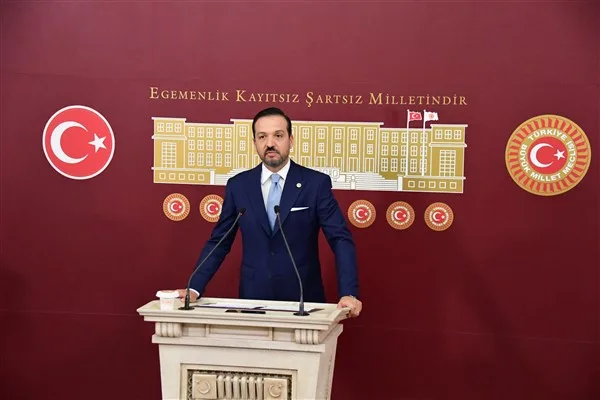 AK Parti Genel Başkan Yardımcısı Zorlu,&nbsp;Adalet Bakanlığı g&ouml;revini &uuml;stlenen Akın