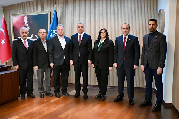 Aydın B&uuml;y&uuml;kşehir Belediye Başkanı&nbsp;&Ccedil;er&ccedil;ioğlu&rsquo;na, AK Parti MKYK &Uuml;yesi ve Genel