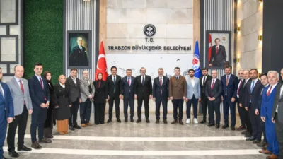 &Ouml;nceki d&ouml;nem K&uuml;lt&uuml;r ve Turizm Bakanı ve AK Parti MKYK