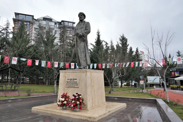 T&uuml;rk-İslam d&uuml;ş&uuml;nce ve edebiyat d&uuml;nyasının &ouml;nemli isimlerinden Ali Şir Nevai&rsquo;nin