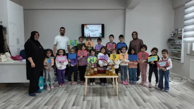 &Ccedil;ayırova Belediyesi b&uuml;nyesindeki İklim Değişikliği ve Sıfır Atık M&uuml;d&uuml;rl&uuml;ğ&uuml; ekipleri,