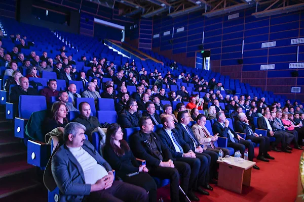 Ankara B&uuml;y&uuml;kşehir Belediyesi Sağlık İşleri ile Muhtarlık İşleri Dairesi başkanlıklarının