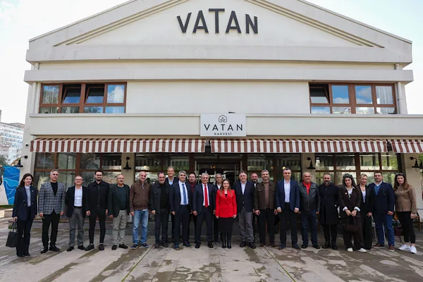 Antalya B&uuml;y&uuml;kşehir Belediyesi Başkan Vekili B&uuml;şra &Ouml;zdemir, Muratpaşa Belediye Başkanı