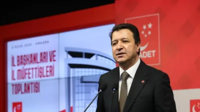 Saadet Partisi Genel Başkanı Mahmut Arıkan, 2026 Genel Se&ccedil;imlerinde elde