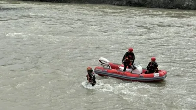 Hatay&rsquo;ın Defne il&ccedil;esinde Asi Nehri&rsquo;ne d&uuml;şerek kaybolan Berkan Karakaya&rsquo;yı bulmak