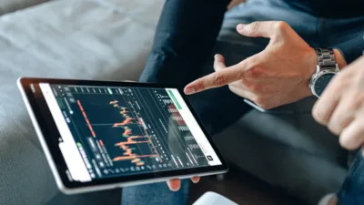 Avrupa genelinde Stoxx 600 Endeksi a&ccedil;ılış zilinden kısa bir s&uuml;re