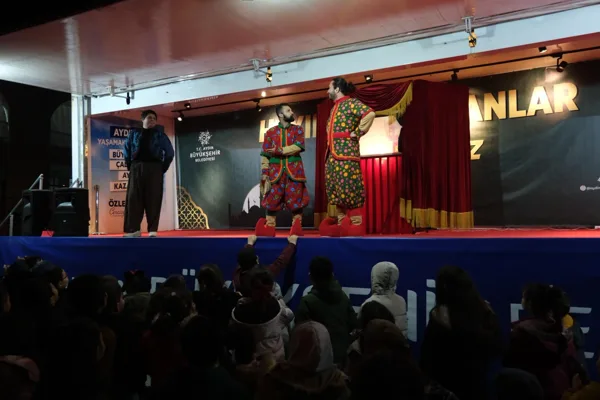 Aydın B&uuml;y&uuml;kşehir Belediyesi tarafından d&uuml;zenlenen etkinlikler, Buharkent il&ccedil;esinde vatandaşlarla buluştu.