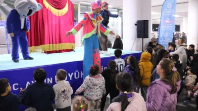 Etkinlikler kapsamında Hacivat-Karag&ouml;z oyunları, meddah anlatıları ve Aşuk ile Maşuk
