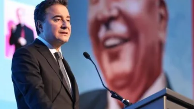 DEVA Partisi Genel Başkanı Babacan,&nbsp;Saadet Partisi&rsquo;nin İstanbul&rsquo;da d&uuml;zenlediği Adalet Sofraları