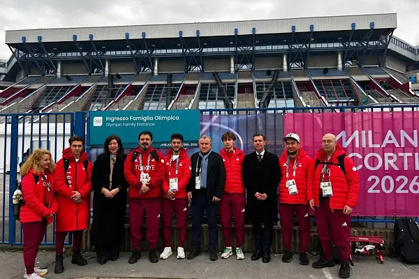 İtalya'nın ev sahipliğinde d&uuml;zenlenen 2026 Milano-Cortina Kış Olimpiyatları&rsquo;nın resmi a&ccedil;ılış