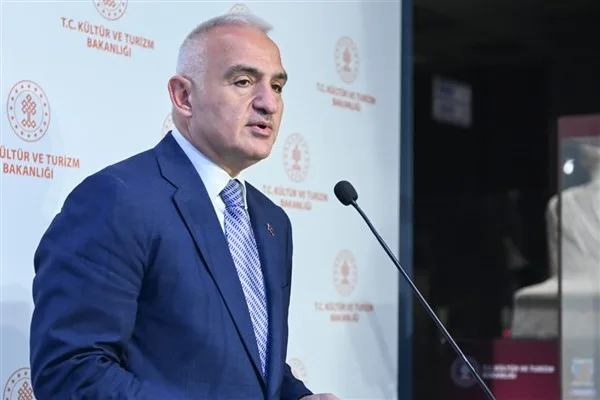 K&uuml;lt&uuml;r ve Turizm Bakanı Ersoy, T&uuml;rkmenistan K&uuml;lt&uuml;r Bakanı Atageldi Shamuradov