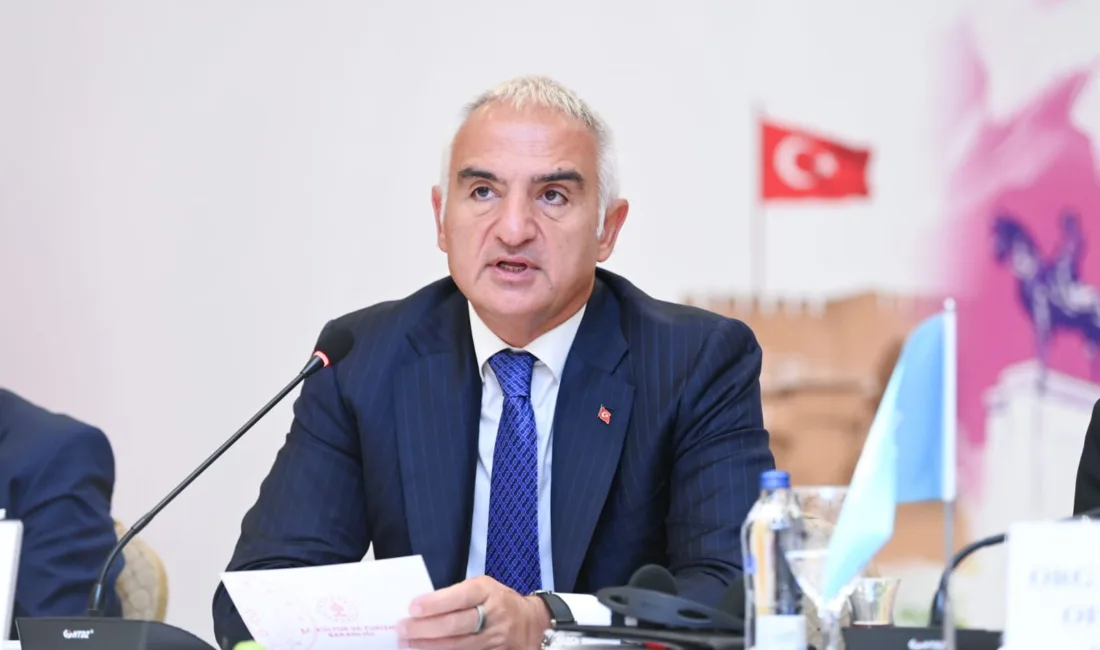 K&uuml;lt&uuml;r ve Turizm Bakanı Ersoy, Adalet Bakanlığı g&ouml;revine başlayan Akın