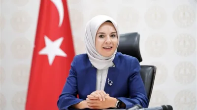 Aile ve Sosyal Hizmetler Bakanı G&ouml;ktaş, AK Parti Batman İl