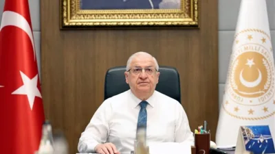 Milli Savunma Bakanlığından yapılan a&ccedil;ıklamaya g&ouml;re Bakan G&uuml;ler,&nbsp;Bayburt&rsquo;un d&uuml;şman işgalinden