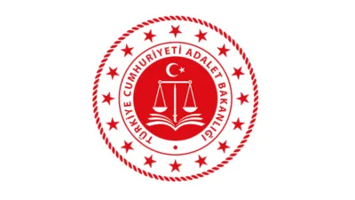 Adalet Bakanı G&uuml;rlek, Cumhurbaşkanı Erdoğan&rsquo;ın teşrifleriyle ger&ccedil;ekleştirilen AK Parti İstanbul