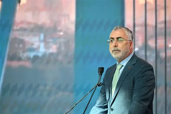 &Ccedil;alışma ve Sosyal G&uuml;venlik Bakanı Işıkhan, &Ccedil;ocuk İş&ccedil;iliğinin Ortadan Kaldırılması