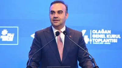 Sanayi ve Teknoloji Bakanı Kacır,&nbsp;Cumhurbaşkanı Recep Tayyip Erdoğan ve Yunanistan
