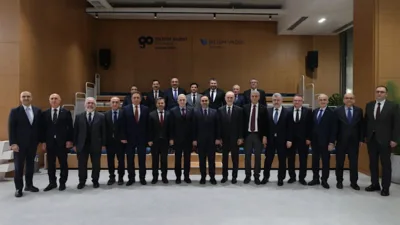 Sanayi ve Teknoloji Bakanı Mehmet Fatih Kacır, İstanbul&rsquo;da faaliyet g&ouml;steren