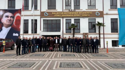 Balıkesir B&uuml;y&uuml;kşehir Belediyesi, Bandırma&rsquo;daki kırsal mahalle muhtarlarını G&uuml;ney Marmara Hizmet