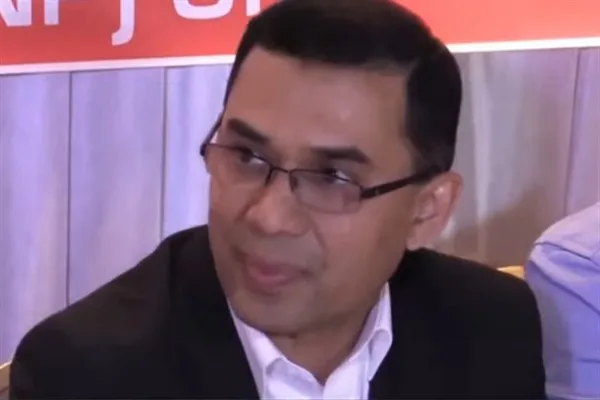 Bu, 2024'te &ouml;ğrenci &ouml;nderliğindeki protestoların, giderek otokratikleşen lider Şeyh Hasina'nın