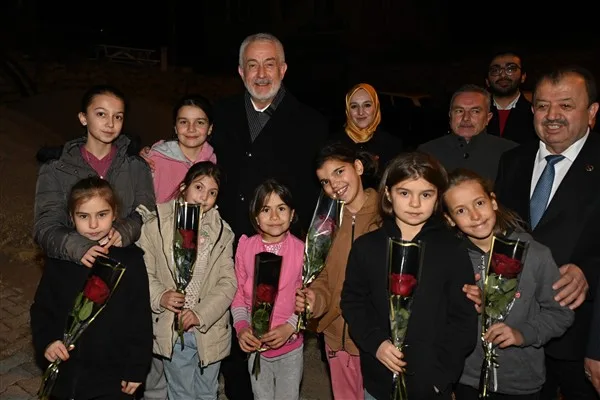 Bekirağalar K&ouml;y&uuml; Muhtarı Hamit Erdem, ziyaretten duyduğu memnuniyeti dile getirerek,