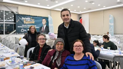 Balıkesir B&uuml;y&uuml;kşehir Belediye Başkanı Ahmet Akın, belediyenin Kepsut&rsquo;ta d&uuml;zenlediği iftar