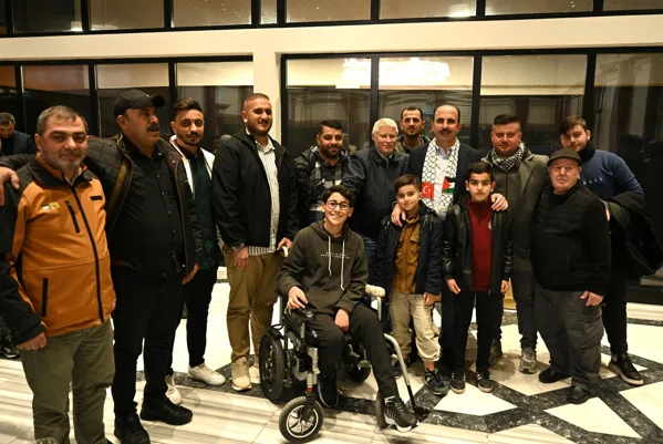 Konya B&uuml;y&uuml;kşehir Belediye Başkanı Uğur İbrahim Altay, Konya&rsquo;da misafir edilen