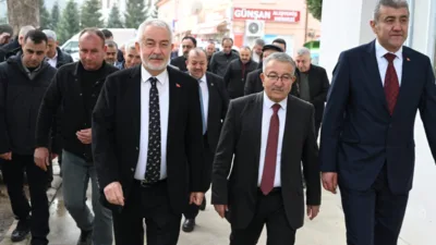 Isparta Belediye Başkanı Ş&uuml;kr&uuml; Başdeğirmen, il&ccedil;e ziyaretlerine devam ediyor. Başkan