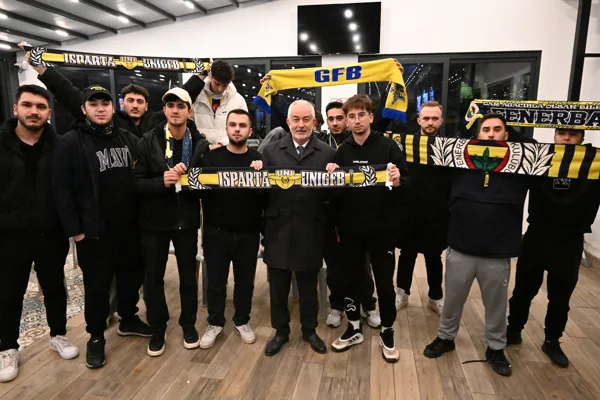 UEFA Avrupa Ligi play-off ilk ma&ccedil;ında Fenerbah&ccedil;e, İngiltere temsilcisi Nottingham