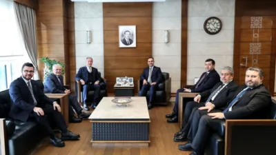 Kayseri B&uuml;y&uuml;kşehir Belediye Başkanı B&uuml;y&uuml;kkılı&ccedil;, Kayseri&rsquo;deki sanayi ile yatırımlarını g&ouml;r&uuml;şmek