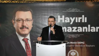 Trabzon B&uuml;y&uuml;kşehir Belediye Başkanı Gen&ccedil;, Arsin il&ccedil;esinde d&uuml;zenlenen iftar programında