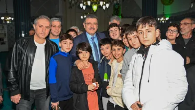 Trabzon B&uuml;y&uuml;kşehir Belediyesi tarafından &ldquo;Trabzon&rsquo;da Ramazan Paylaşınca G&uuml;zel&rdquo; mottosuyla d&uuml;zenlenen