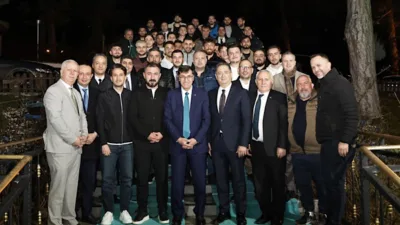 K&uuml;tahya Belediye Başkanı Ey&uuml;p Kahveci, K&uuml;tahyaspor Kul&uuml;p Başkanı Osman Altınkaya