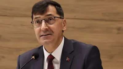 K&uuml;tahya Belediyesi Konferans Salonu&rsquo;nda, Belediye Başkanı Ey&uuml;p Kahveci&rsquo;nin başkanlığında ger&ccedil;ekleştirilen