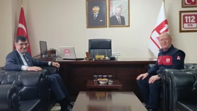 K&uuml;tahya Belediye Başkanı Kahveci, K&uuml;tahya 112 Acil &Ccedil;ağrı Merkezi M&uuml;d&uuml;r&uuml;
