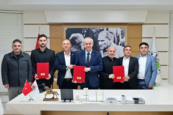 Kepez Belediye Başkanı Mesut Kocag&ouml;z, G&uuml;ndoğdu Mahallesi&rsquo;nde yapılacak semt evi