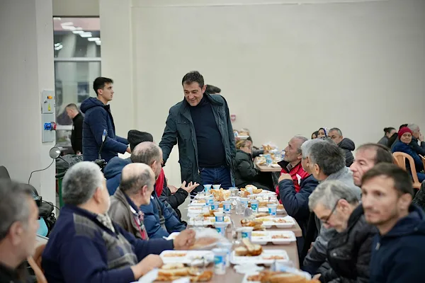 Giresun Belediye Başkanı K&ouml;se, Ramazan ayının &uuml;&ccedil;&uuml;nc&uuml; akşamında belediye tarafından