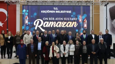 Ke&ccedil;i&ouml;ren Belediye Başkanı &Ouml;zarslan, Mevlana K&uuml;lt&uuml;r Merkezi&rsquo;nde d&uuml;zenlenen iftar programında