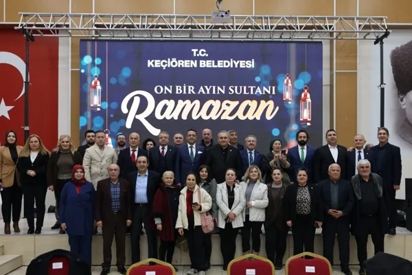 Ke&ccedil;i&ouml;ren Belediye Başkanı &Ouml;zarslan, Mevlana K&uuml;lt&uuml;r Merkezi&rsquo;nde d&uuml;zenlenen iftar programında