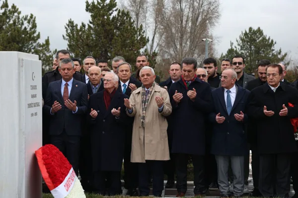 Cumhuriyet Halk Partisi&rsquo;nin &ouml;nceki genel başkanlarından merhum Deniz Baykal, vefatının