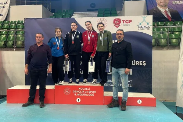 &Ccedil;orlu Belediyesi Gen&ccedil;lik ve Spor Kul&uuml;b&uuml; sporcuları, U-17 Kadınlar T&uuml;rkiye