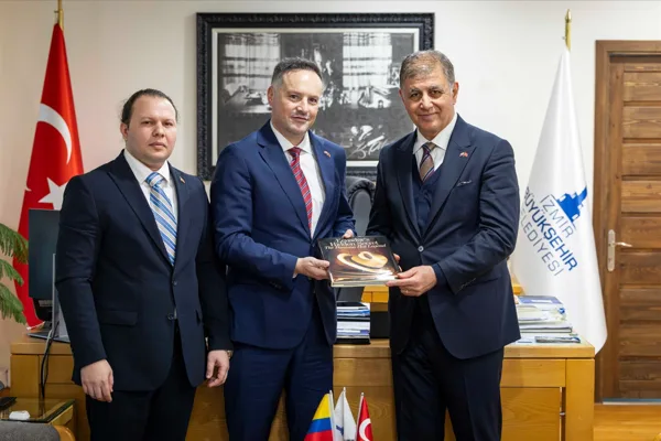 Latin Amerika Ticaret ve Sanayi Odası tarafından d&uuml;zenlenen İzmir&ndash;Ekvator Cumhuriyeti