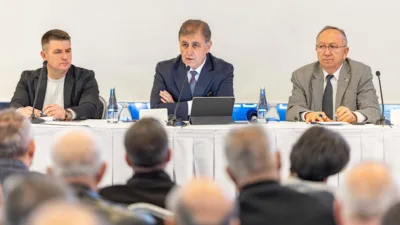 İzmir B&uuml;y&uuml;kşehir Belediye Başkanı Dr. Cemil Tugay, kentteki tarımsal kalkınma