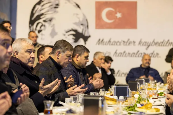 İzmir B&uuml;y&uuml;kşehir Belediye Başkanı Tugay, ramazan orucunun ikinci g&uuml;n&uuml;nde Kemalpaşa