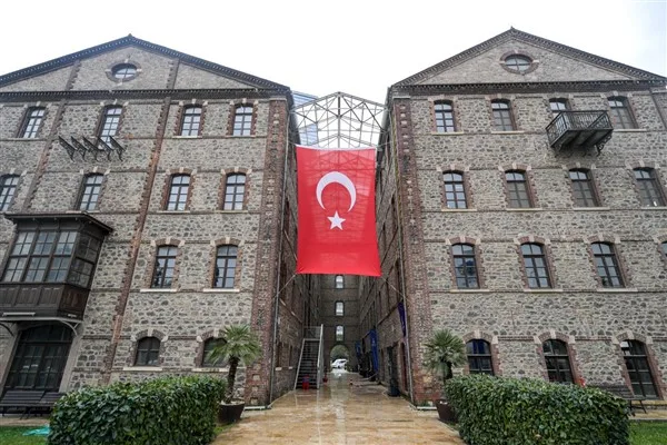 İzmir B&uuml;y&uuml;kşehir Belediyesi&rsquo;ne ait Meslek Fabrikası, Gasilhane ve Egemenlik Evi
